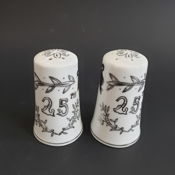 Lefton 1957 Japan solt pepper set